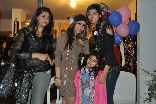 S ladies boutique Opening